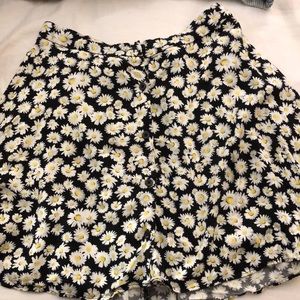 Forever 21 black daisy mini skirt, size XS/S